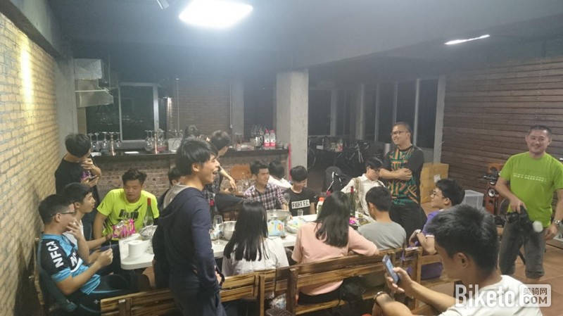 �ӻ���У����