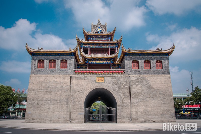 ����100����վ