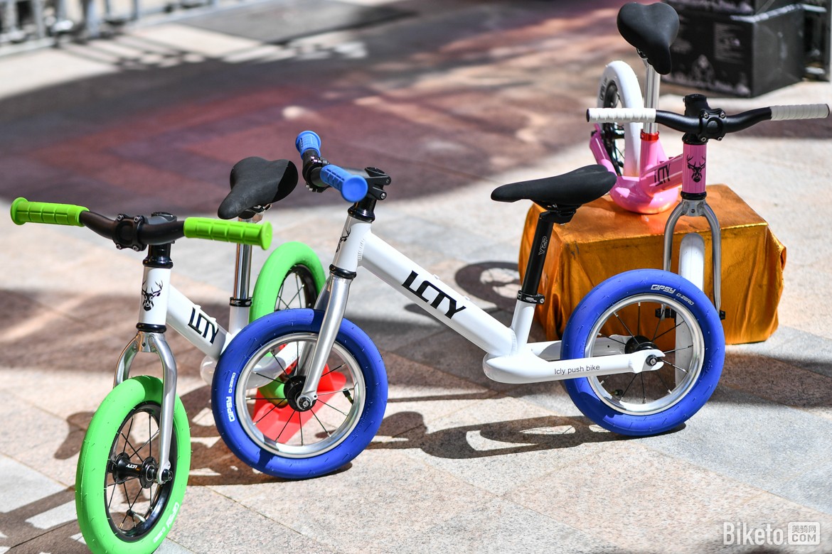 Push bike首届滑步车巡展包头站 Push bike首届滑步车巡展包头站