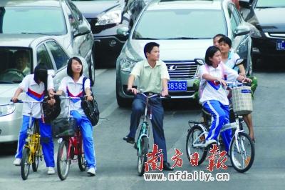 ���ݵ���