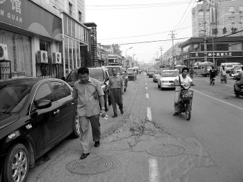 单车道变机动车道