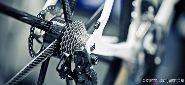 阿斯顿马丁Aston Martin推出One-77限量版自行车