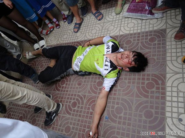 延安城管酒后暴利执法 延安城管酒后暴利执法