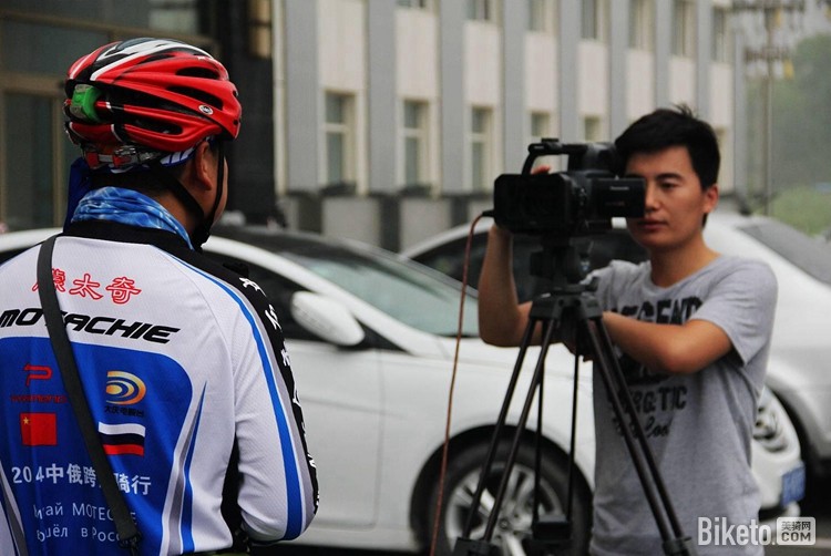 骑进俄罗斯 感受异域风情 骑进俄罗斯 感受异域风情