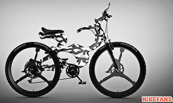  ǿ������ǵ��������г�