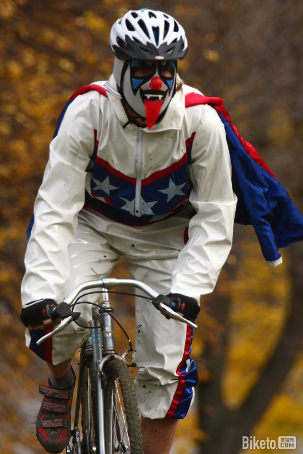 ��ʥ�����η���