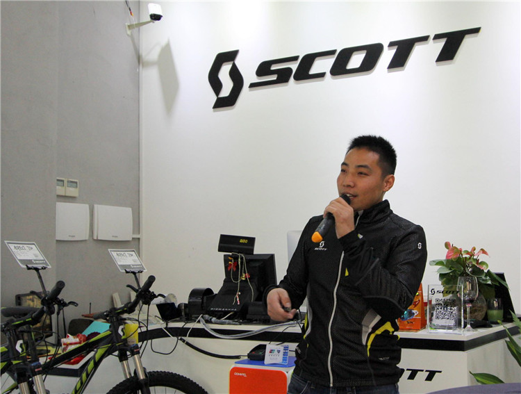 上海SCOTT店迎来周年庆 上海SCOTT店迎来周年庆