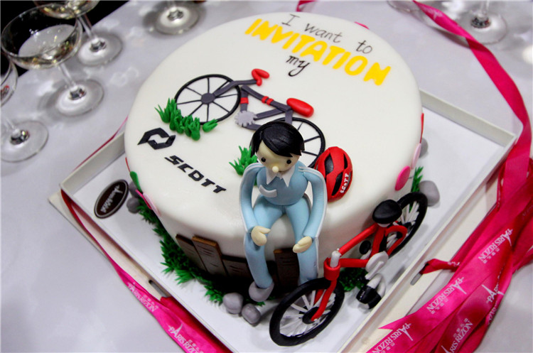 上海SCOTT店迎来周年庆 上海SCOTT店迎来周年庆