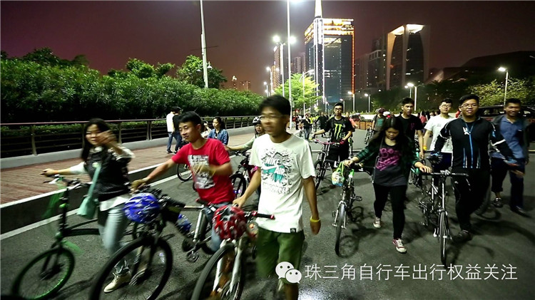 200�˵ĳ����Ƴ����л��ǹ㳡