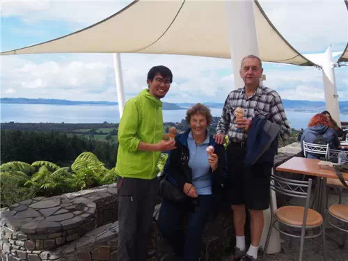 ���ݵ����к�76��������4000�๫��