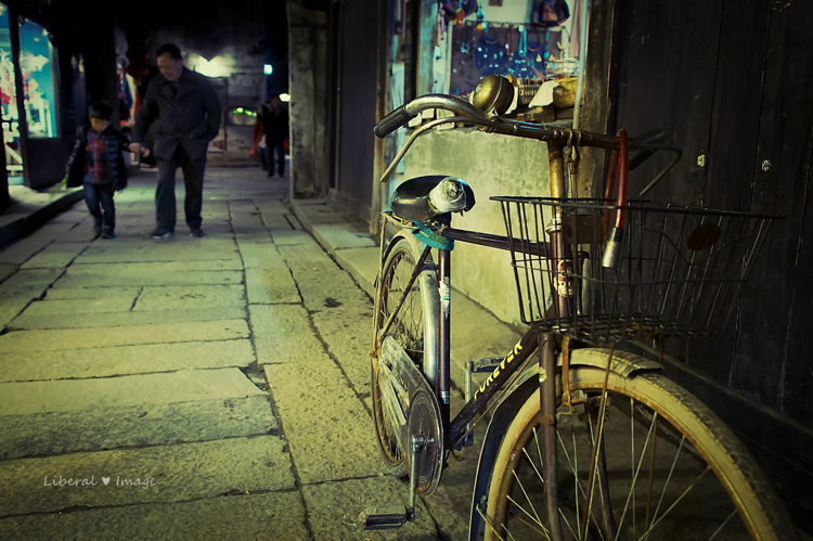 自行车文学《马贼》 讲述偷车贼的故事 自行车文学《马贼》 讲述偷车贼的故事