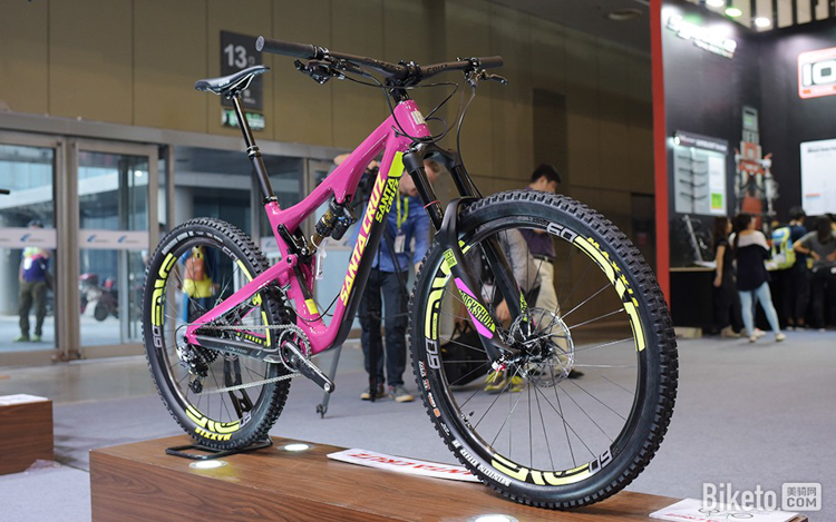 双子座如多变的SANTA CRUZ 双子座如多变的SANTA CRUZ