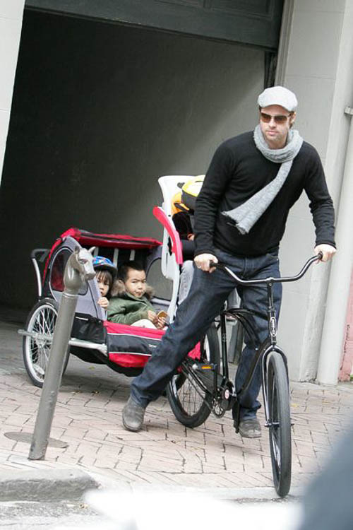 布拉德皮特,奶爸 布拉德皮特,奶爸