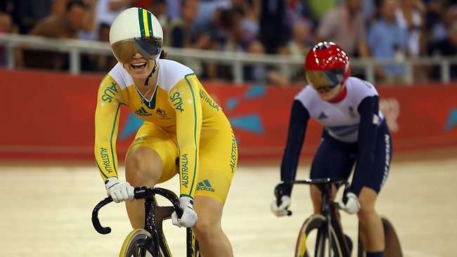 安娜·米尔斯 安娜·米尔斯