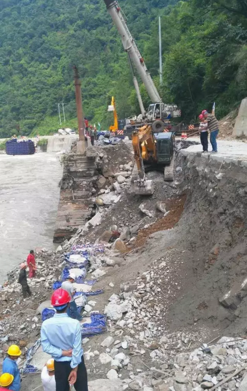 天全塌方.png 天全塌方.png