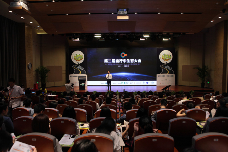 �ڶ������г���̬������ھ��У����г���ν����ƾֻع���У�