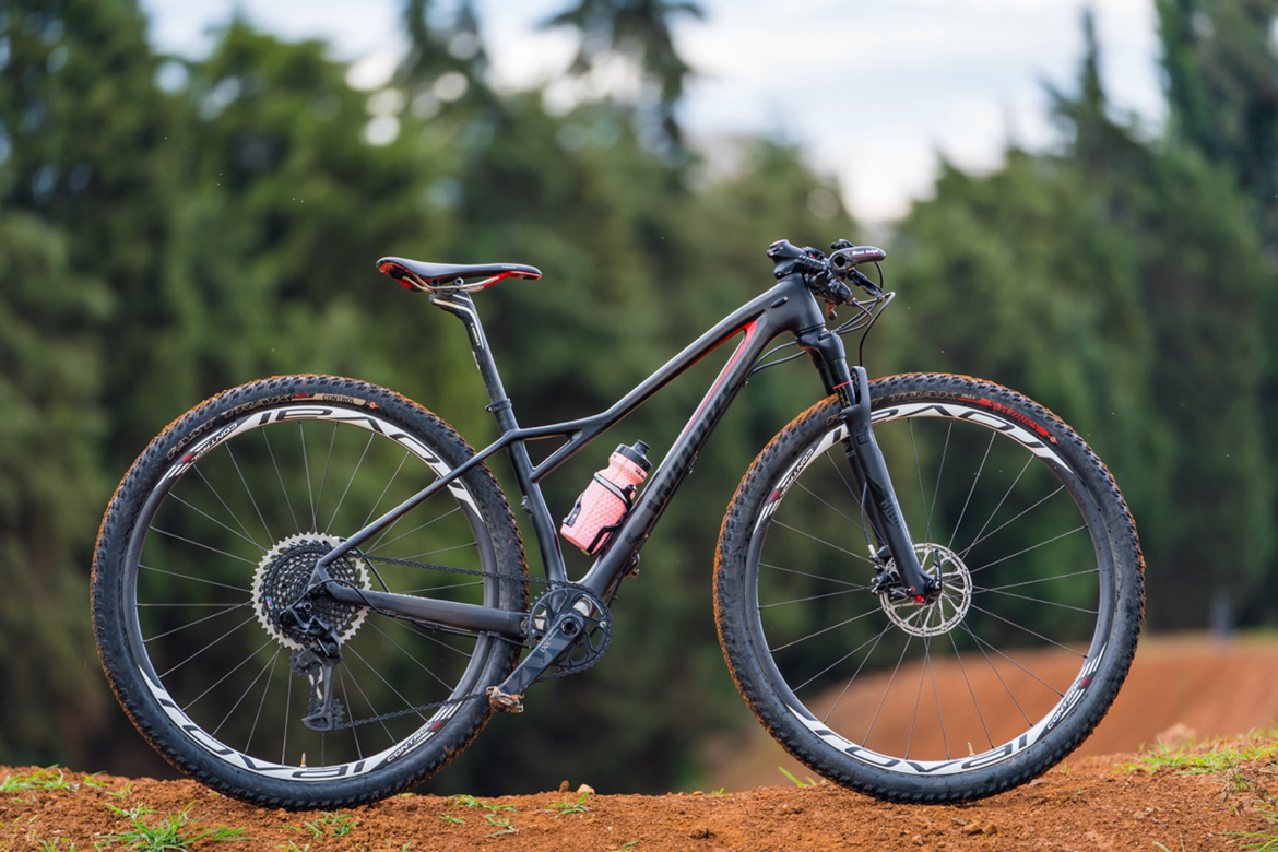 SRAM�ǳ����˵��������Լ�������ʽ�����й�����Ů��ɽ��ԽҰ�����γ�Զ