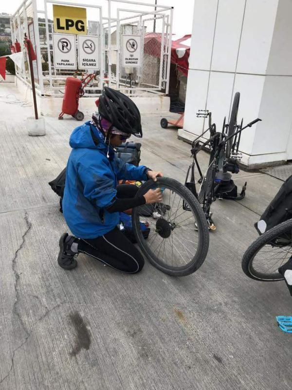 ����1����