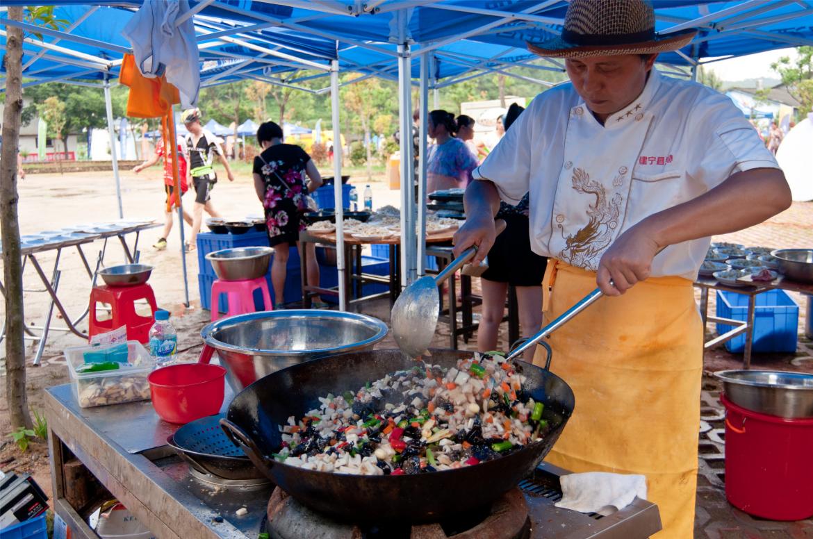 为荷而来·花海骑行 为荷而来·花海骑行