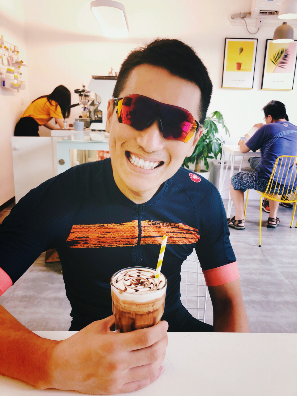 ��������