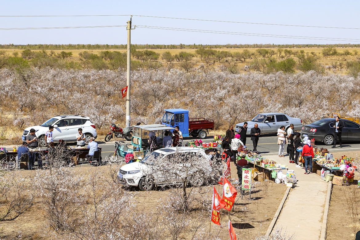 包拉温都.jpg 包拉温都.jpg