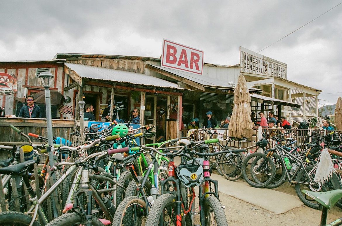 ����������ɣ���ݣ��ư�