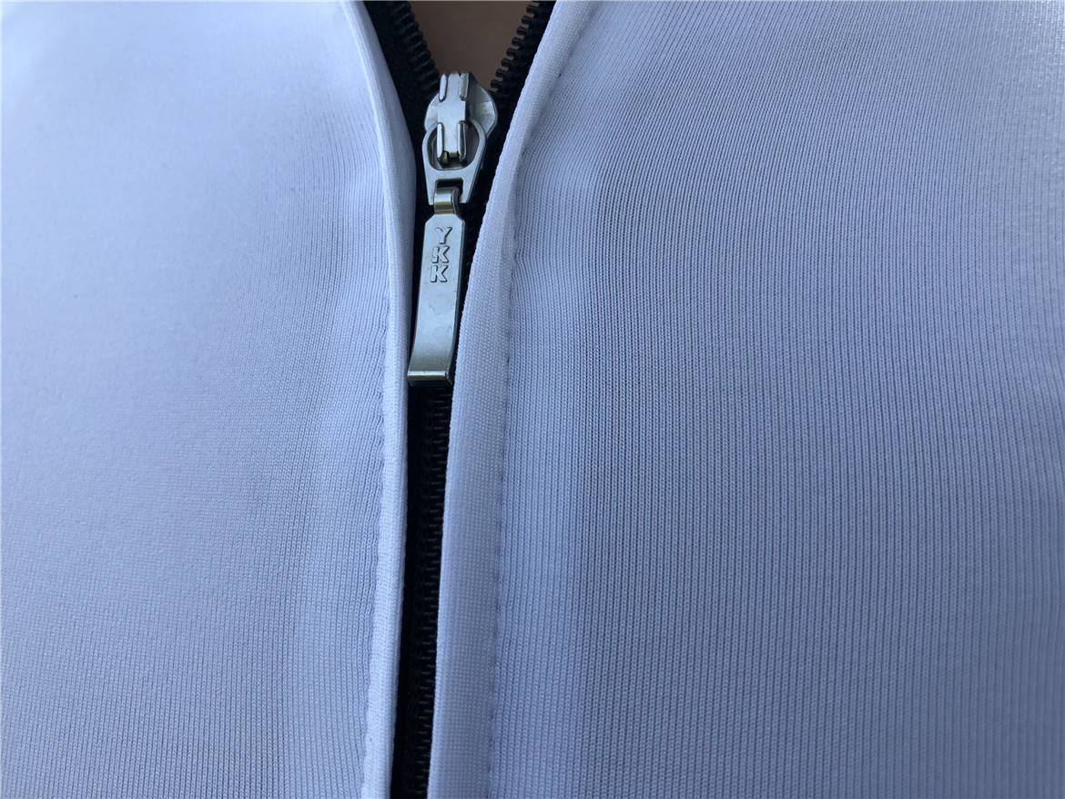 Cache_-19e43d3c64ccb1eb..jpg Cache_-19e43d3c64ccb1eb..jpg