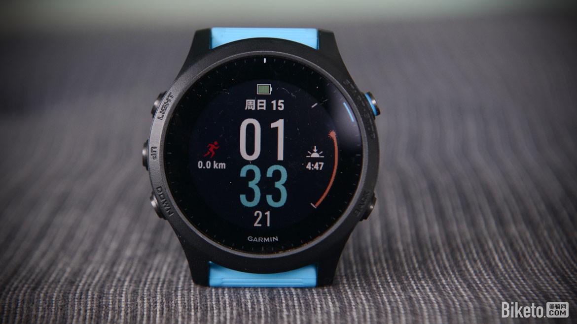 李明灏体验:纯粹、运动 佳明Forerunner945腕表 李明灏体验:纯粹、运动 佳明Forerunner945腕表