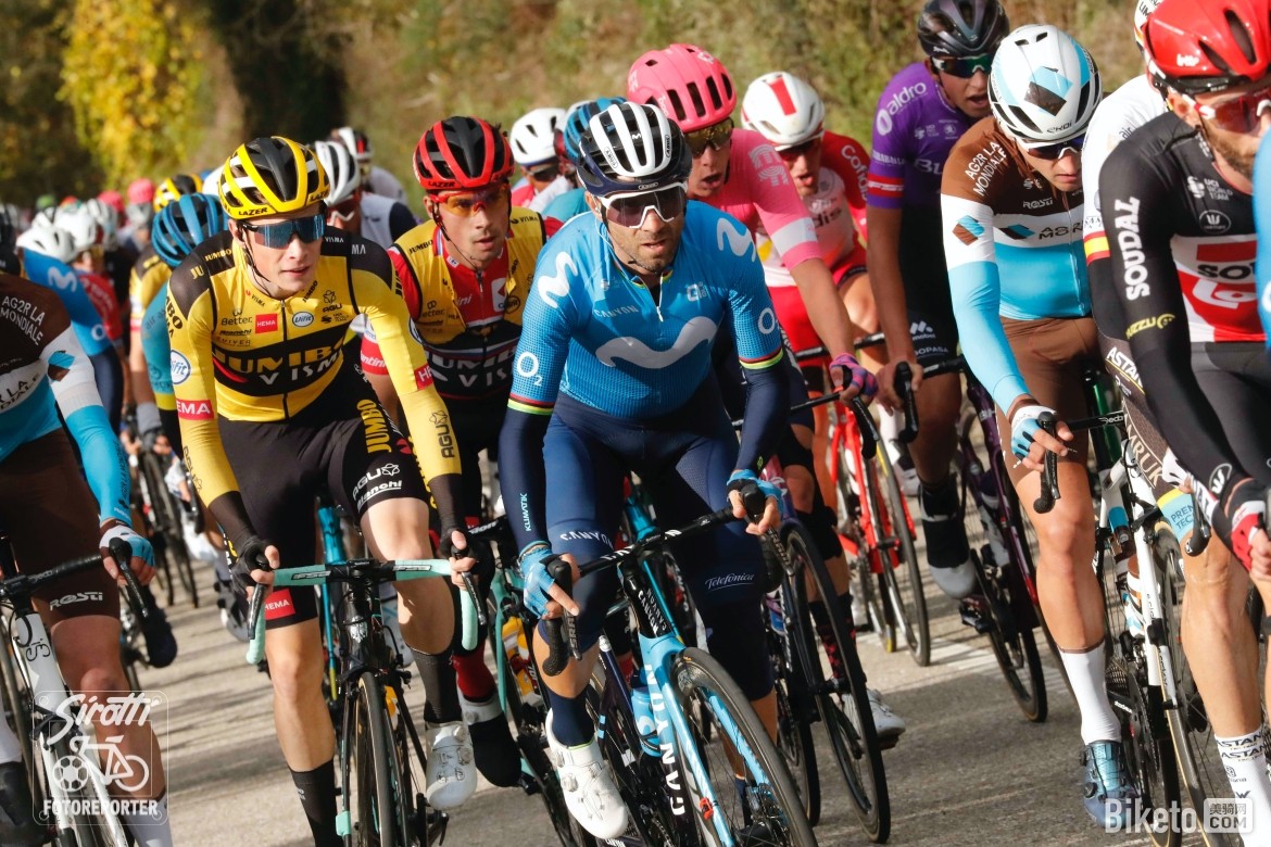 968514109.jpg 968514109.jpg