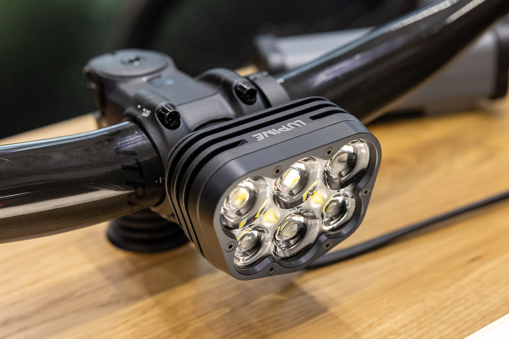 p5pb25011772.jpg p5pb25011772.jpg