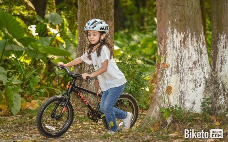 0042f2d8002378feebf55008895e6e67.jpg 0042f2d8002378feebf55008895e6e67.jpg