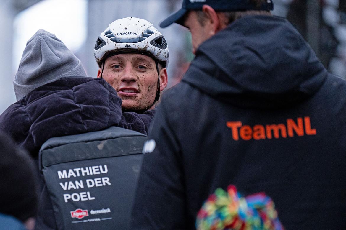 6x-Cyclocross-World-Champion-Mathieu-van-der-Poel-in-Tabor-2024_photo-by-Maty-Podrouzek_post-race-mud.jpg