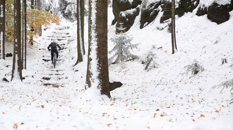下雪也要骑山地 下雪也要骑山地