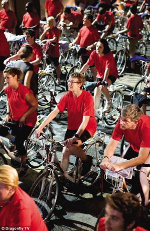 ����܇�l(f��)���