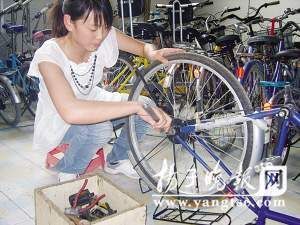 �����޳���