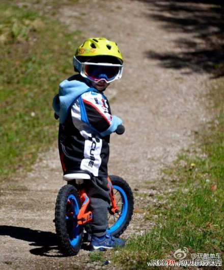 ��ͯ����