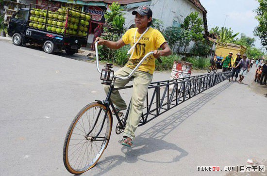 自行车改造,轻便式背包车,自行车改装,喷气式自行车,新奇自行车,飞行自行车,火箭自行车,最贵自行车,打印自行车,纸板自行车