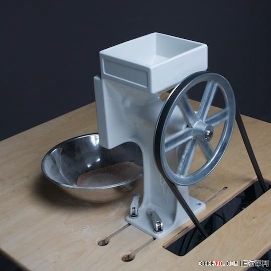 脚踏车 办公桌 高科技 脚踏车 办公桌 高科技