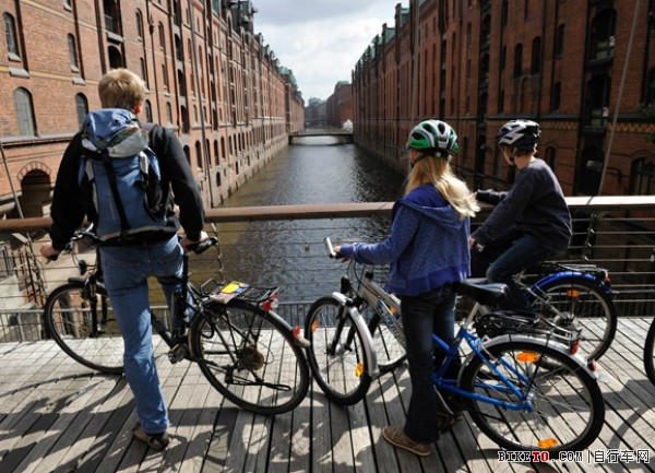 骑单车出行 骑单车出行