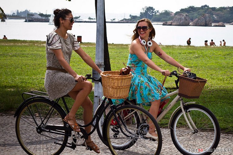 �������г�