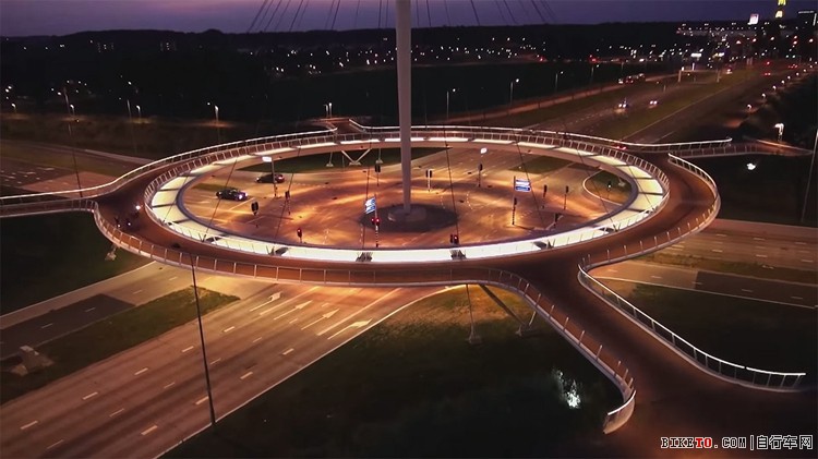 美国与罗马尼亚联手推广单车基础建设 美国与罗马尼亚联手推广单车基础建设