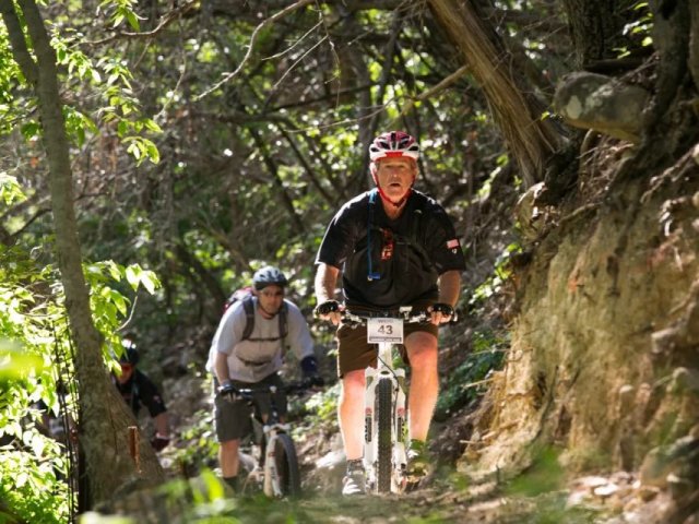 ��ʲ����ɽ�س�