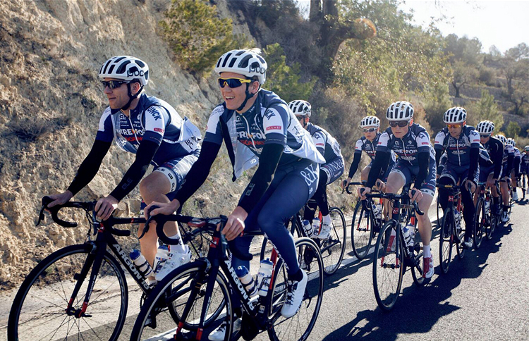 Team Trefor - Blue Water �޼ʶ�