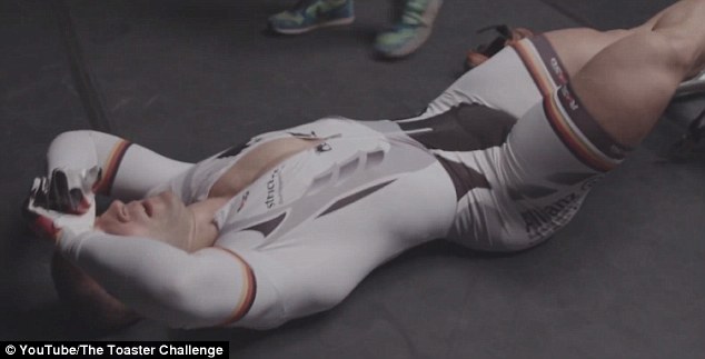 :用双腿征服面包机 :用双腿征服面包机