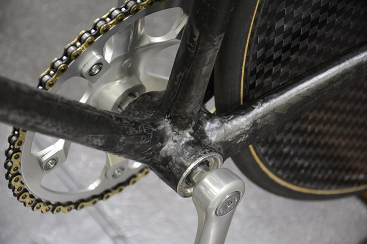 Tsubasa+Takhion MASS:世界上最快最难骑的自行车? Tsubasa+Takhion MASS:世界上最快最难骑的自行车?