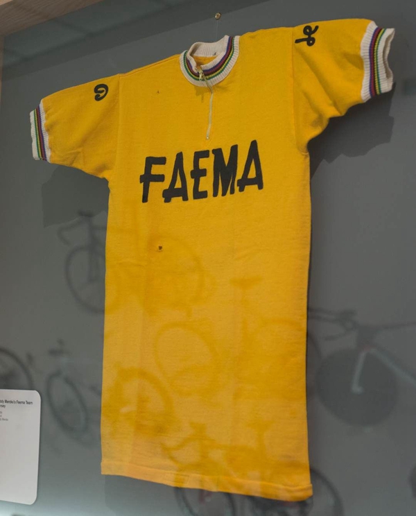 Eddy Merckx 在 Faema 队的时候的骑行服 Eddy Merckx 在 Faema 队的时候的骑行服