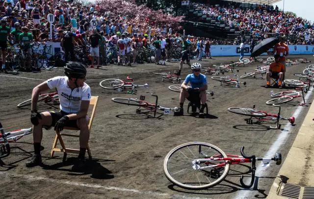 Little 500接力赛:美国大学生的自行车狂欢派对 Little 500接力赛:美国大学生的自行车狂欢派对