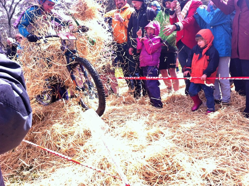 单速车比赛 单速车比赛