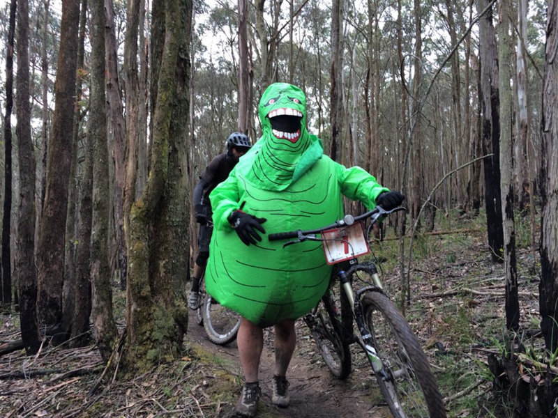 ���ٳ�����