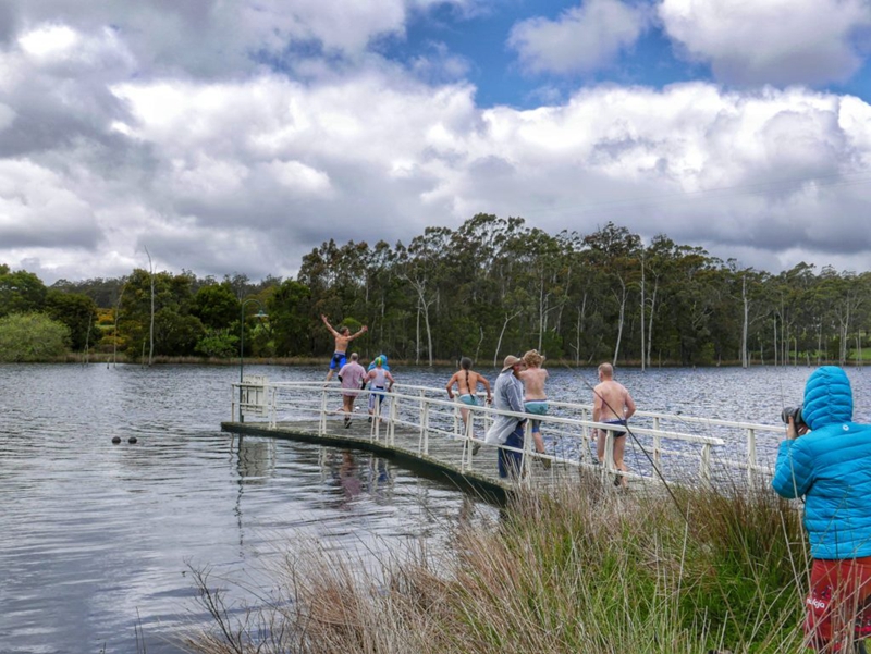 ���ٳ�����